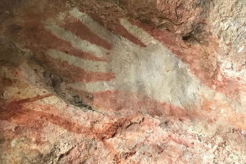 Arnhem Land Injalak Hill Full-Day Tour From Jabiru - Accommodation Mermaid Beach 7