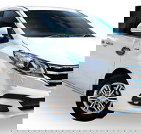 Luxury Van Private Transfer Cairns Airport - Cairns City - Accommodation Mermaid Beach