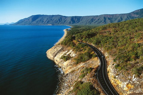 Airport Transfers Between Cairns Airport And Palm Cove - Accommodation Mermaid Beach 3