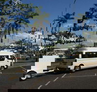 Safe Private Transfer from Cairns to Port Douglas for up to 13 people - Accommodation Mermaid Beach