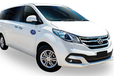 Luxury Van, Private Transfer, Trinity Beach - Cairns - Accommodation Mermaid Beach 0