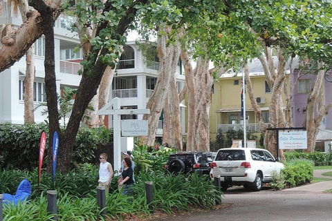 Airport Transfer - Palm Cove, Kewarra Beach & Trinity Beach To Cairns Airport - Accommodation Mermaid Beach 6