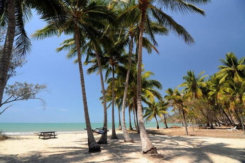 SHUTTLE - Thala Beach And Turtle Cove From Port Douglas (Return Transfer) - Accommodation Mermaid Beach 2