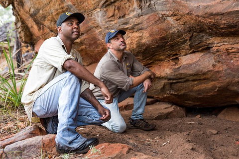 Half Day Aboriginal Rock Art Experience In Queensland - Accommodation Mermaid Beach 1