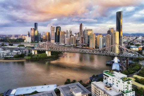 Brisbane Airport Transfers : Brisbane To Brisbane Airport BNE In Business Car - Accommodation Mermaid Beach 4