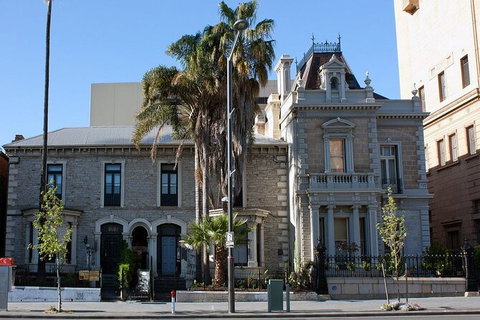 Adelaide Airport Transfers : Airport ADL To Adelaide City In Luxury Car - Accommodation Mermaid Beach 4