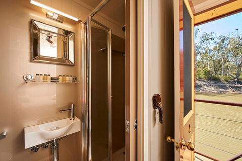 6 Night Upper Murray All The River Run Cruise - PS Emmylou - Accommodation Mermaid Beach 1