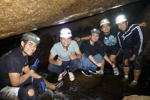 Adventure Caving - Accommodation Mermaid Beach 1