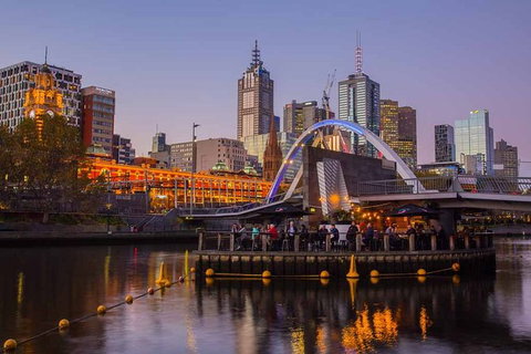 Arrival Private Transfers: Melbourne Airport MEL To Melbourne In Luxury Van - Accommodation Mermaid Beach 6