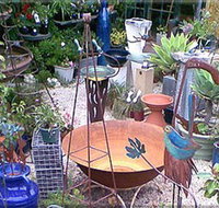 Leaf  Stone Garden Gallery - Accommodation Mermaid Beach