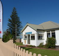 Hastings Fine Art Gallery - Accommodation Mermaid Beach