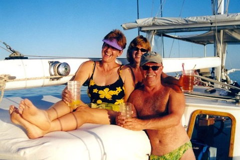 A Whitsunday Luxury Sailing Holiday - Accommodation Mermaid Beach 4