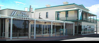 Henley Beach Hotel - Accommodation Mermaid Beach 0