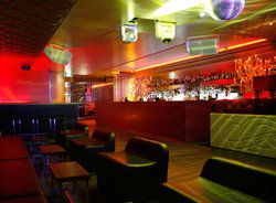 Vegas Hotel - Accommodation Mermaid Beach 0