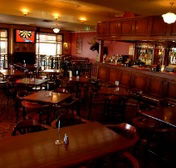 Gilroy's Hotel - Accommodation Mermaid Beach