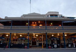 PJ O'Brien's Irish Pub - Accommodation Mermaid Beach 0