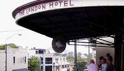 London Hotel And Restaurant - Accommodation Mermaid Beach 1