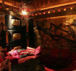 Lychee Lounge - Accommodation Mermaid Beach 3