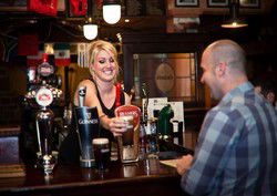 PJ O'Brien's Irish Pub - Accommodation Mermaid Beach 3