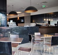 The Cremorne Hotel - Accommodation Mermaid Beach