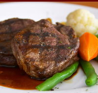 R. G. Mcgees Hotel Restaurant - Accommodation Mermaid Beach