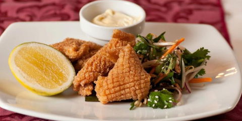 Coopers Colonial Motel & Rhys's Restaurant - Accommodation Mermaid Beach 0