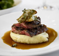 The Union Hotel - Uncorked Restaurant - Accommodation Mermaid Beach
