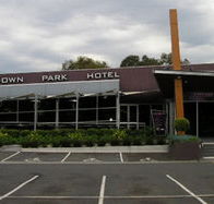 Sandown Park Hotel - Accommodation Mermaid Beach