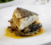 The Union Hotel - Uncorked Restaurant - Accommodation Mermaid Beach 1