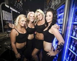 Lost Arc - Accommodation Mermaid Beach 2