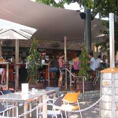 The Tap On Mitchell - Home Of The Fishbowl Cocktail - Accommodation Mermaid Beach 2