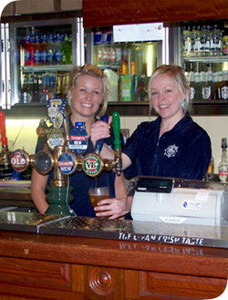 The Woodport Inn - Accommodation Mermaid Beach 3