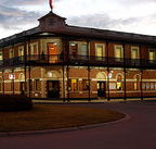 The Grand Terminus Hotel - Accommodation Mermaid Beach