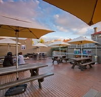 The Hawthorn Hotel - Accommodation Mermaid Beach