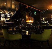 Trademark Hotel Lounge Bar and Piano Room - Accommodation Mermaid Beach