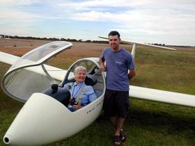 Waikerie Gliding Club - Accommodation Mermaid Beach 0