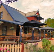 Royal Cricketers Arms - Accommodation Mermaid Beach