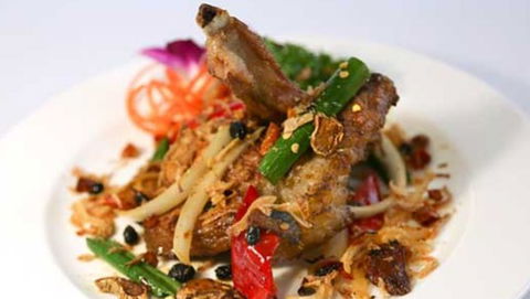 Dragon Boat Restaurant - Accommodation Mermaid Beach 2
