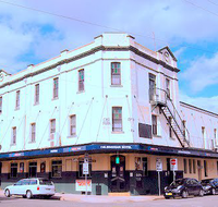 Caledonian Hotel - Accommodation Mermaid Beach