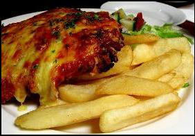 Litchfield Pub - Accommodation Mermaid Beach 4