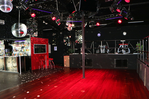 The Ambassador Hotel - Accommodation Mermaid Beach 16