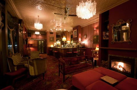 Back Bar Cocktail Lounge & Function Venue - Accommodation Mermaid Beach 0