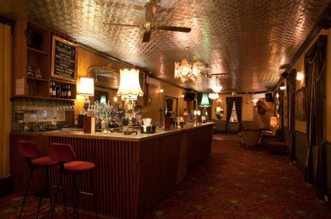 Back Bar Cocktail Lounge & Function Venue - Accommodation Mermaid Beach 1
