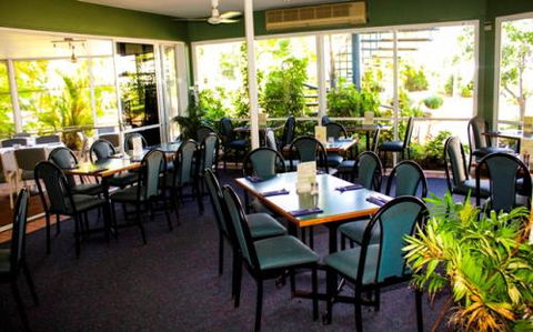 KBR’s Licensed Restaurant - Accommodation Mermaid Beach 0