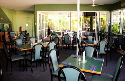 KBR’s Licensed Restaurant - Accommodation Mermaid Beach 1