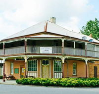 The Victoria Hotel Hinton - Accommodation Mermaid Beach