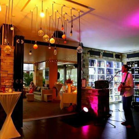 Denmans Beer Cafe - Accommodation Mermaid Beach 7