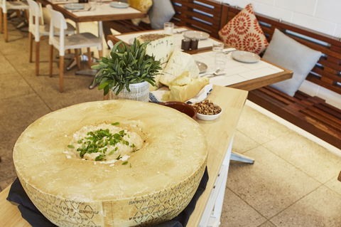 Flaming Cheese Wheel And Wine Experience: Broadway - Accommodation Mermaid Beach 0