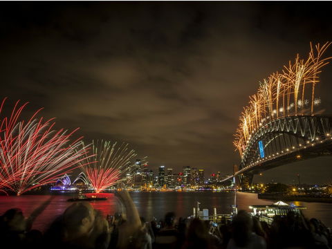 New Years Eve Cruise Sydney Harbour With Vagabond Cruises - Accommodation Mermaid Beach 2