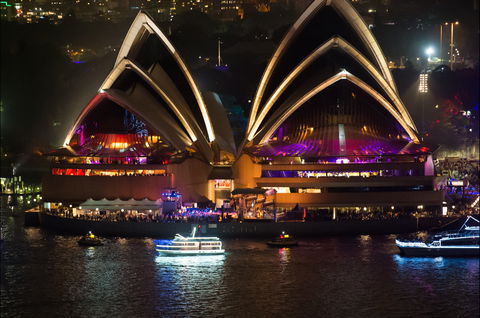 Exclusive New Years Eve Cruise On  Silver Spirit - Accommodation Mermaid Beach 0